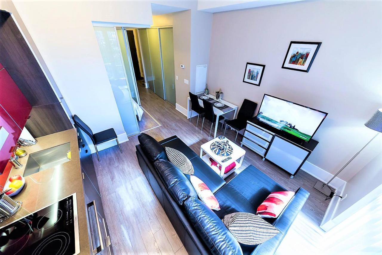 Upscale Suite At Cn Tower, Metro Convention & Rogers Centre Торонто Екстериор снимка